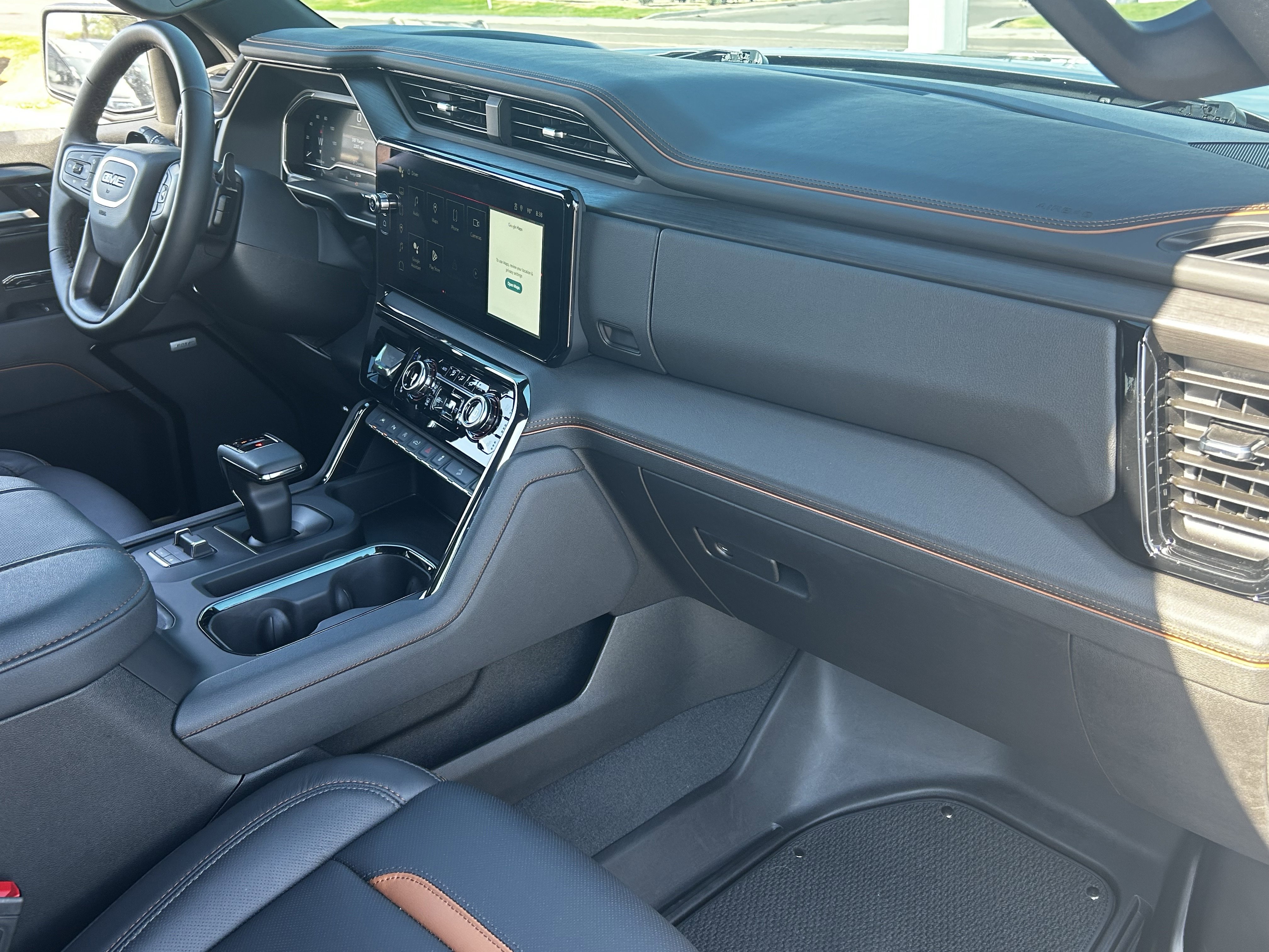 Used 2025 GMC Sierra 1500 AT4 w/ AT4 Premium Package image 11