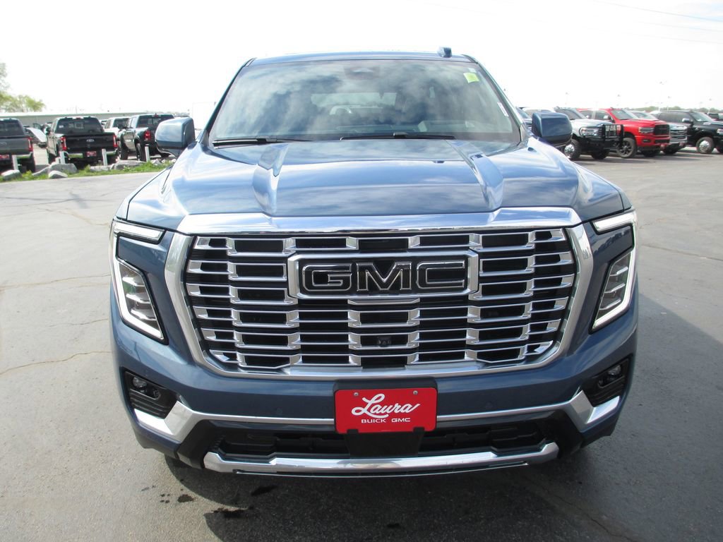 Used 2026 GMC Yukon Denali w/ Sun & Power Step Package image 13