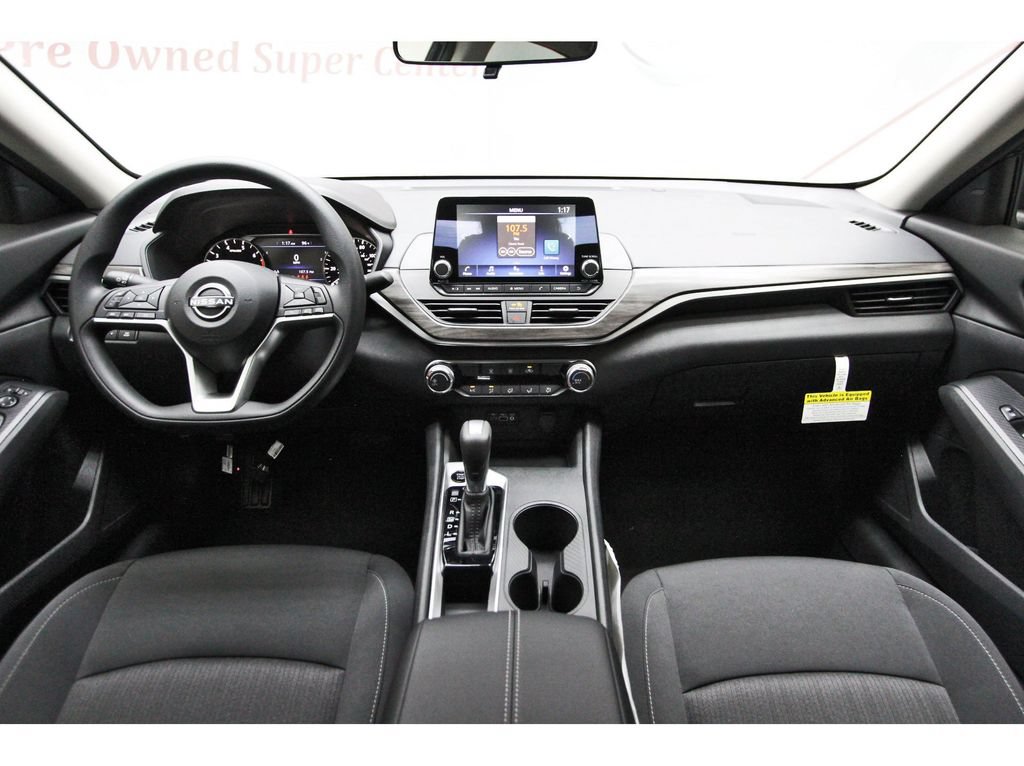 New 2026 Nissan Altima 2.5 SV FWD image 7