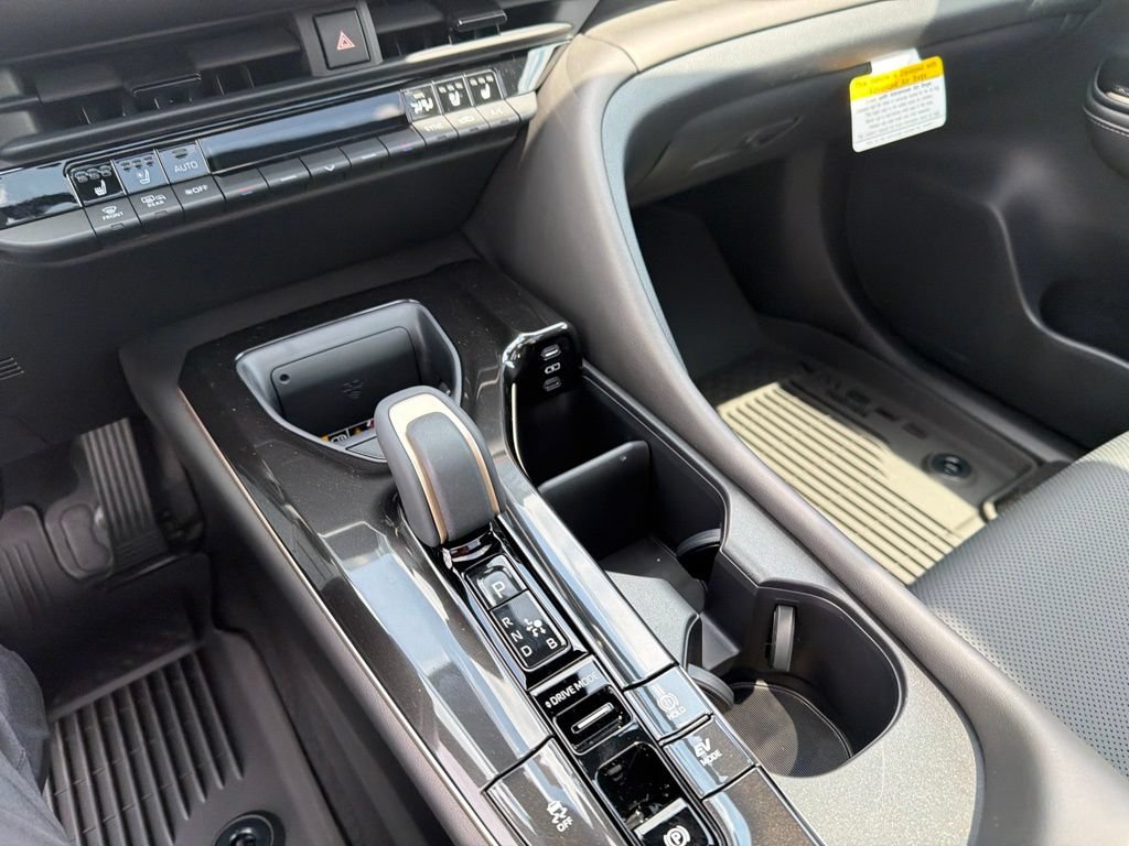 New 2026 Toyota Crown AWD/4WD image 10