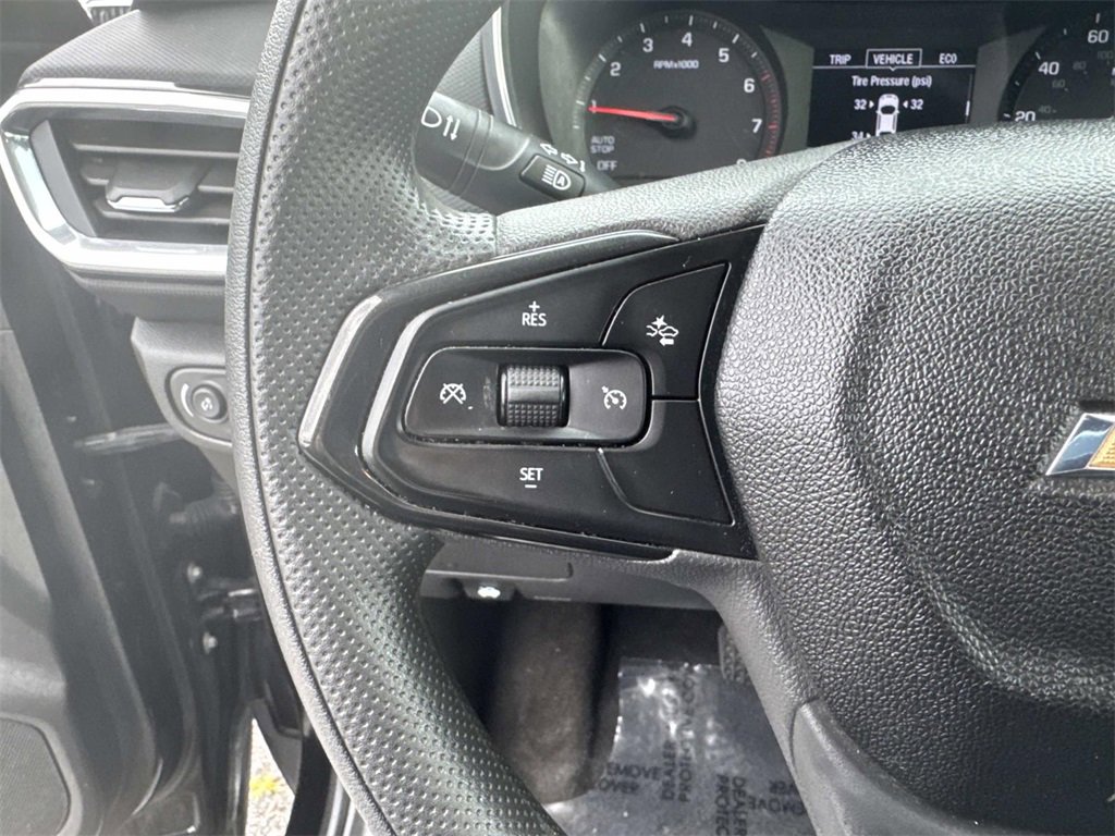 Used 2023 Chevrolet TrailBlazer LT w/ Convenience Package image 41