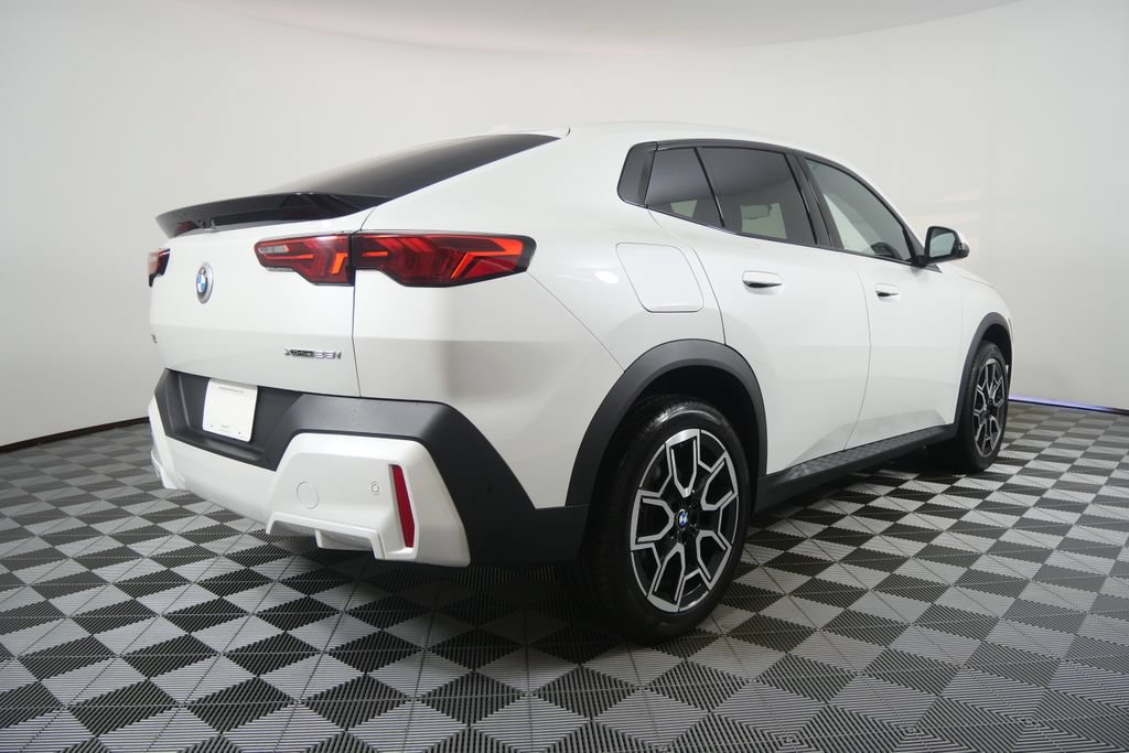 Certified 2026 BMW X2 xDrive28i AWD/4WD image 5