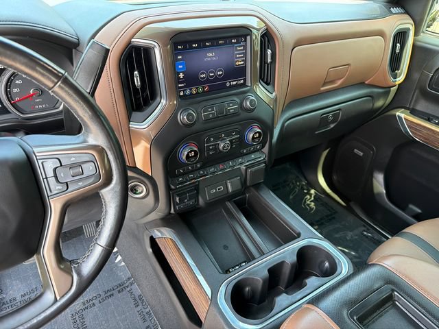 Used 2020 Chevrolet Silverado 1500 High Country w/ Technology Package AWD/4WD image 29