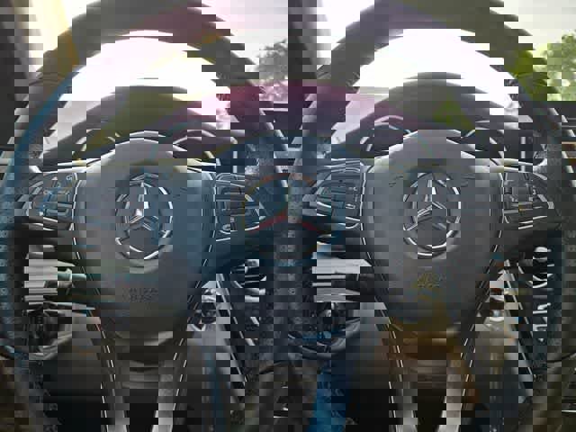 Used 2018 Mercedes-Benz C 300 Sedan w/ Multimedia Package image 23