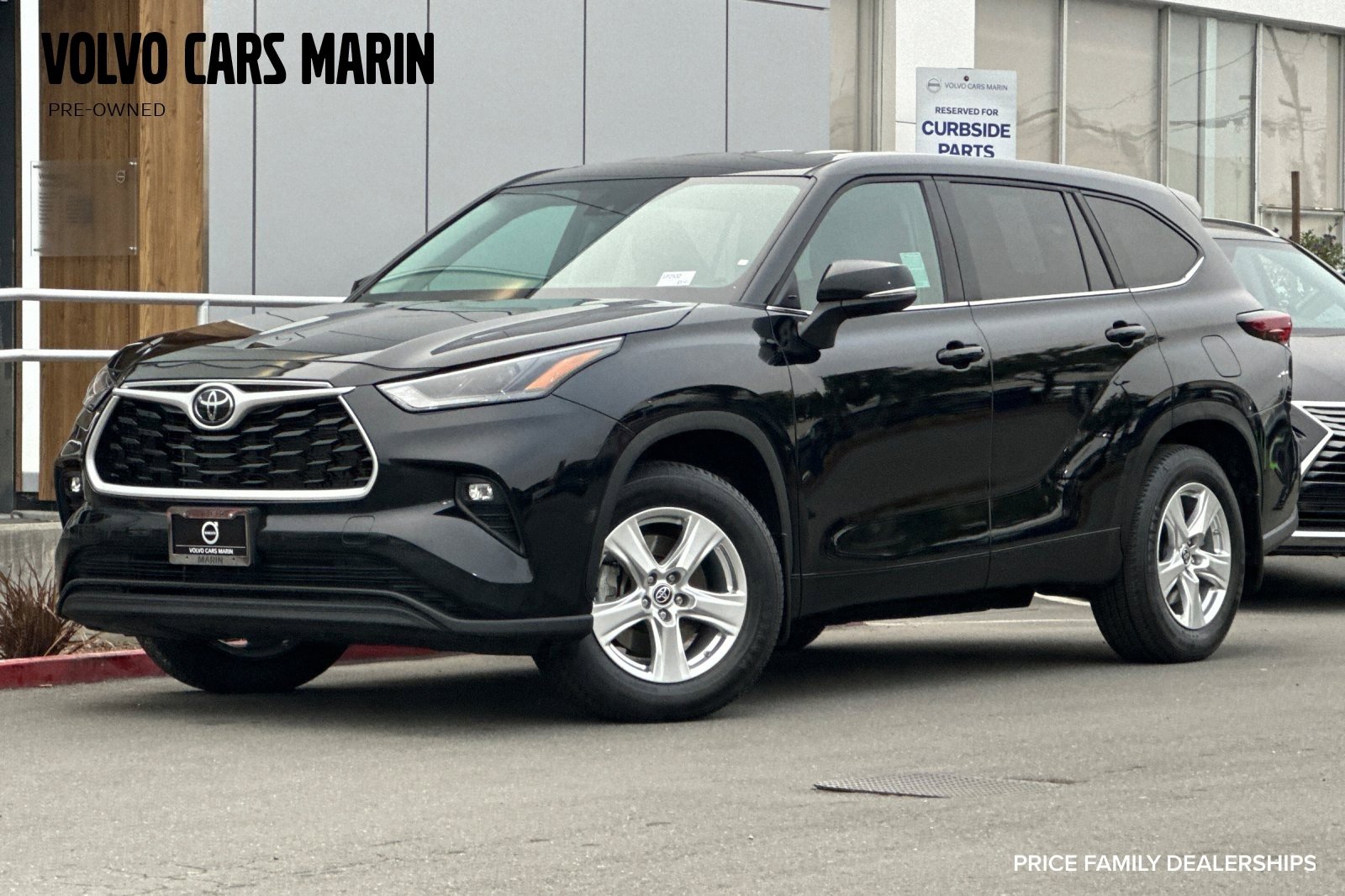 Used 2024 Toyota Highlander LE