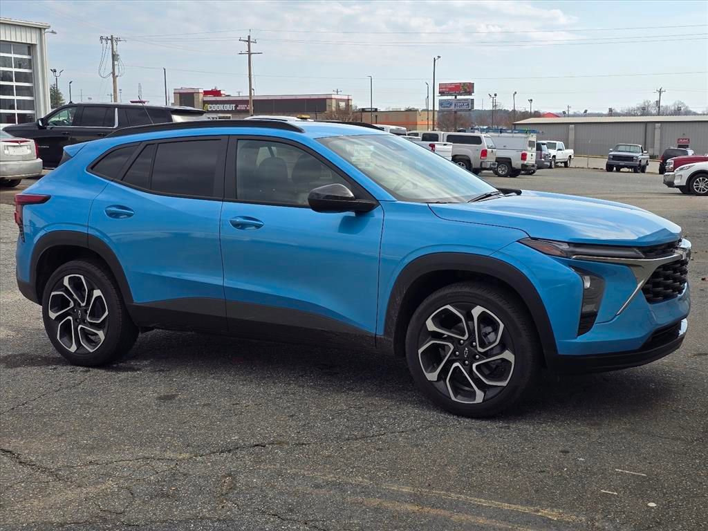 New 2026 Chevrolet Trax RS w/ Driver Confidence Package image 4