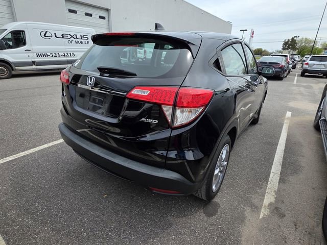 Used 2022 Honda HR-V LX image 3
