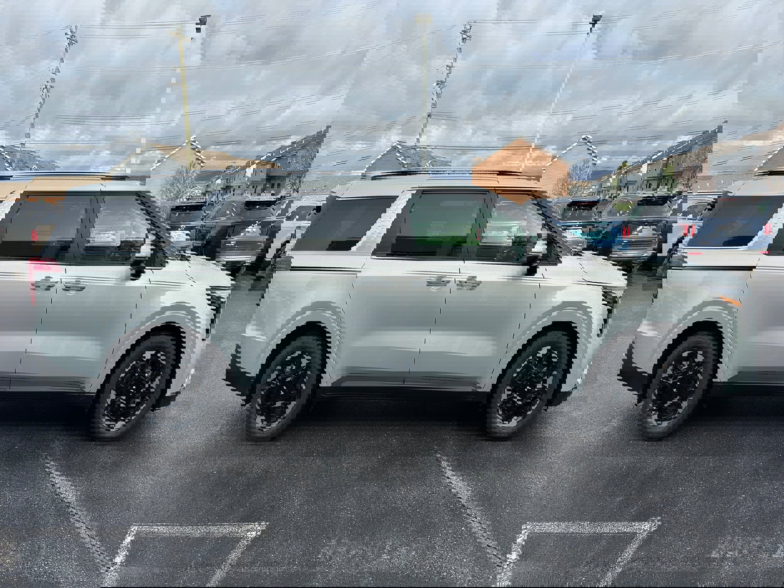 New 2026 Kia Carnival EX image 4