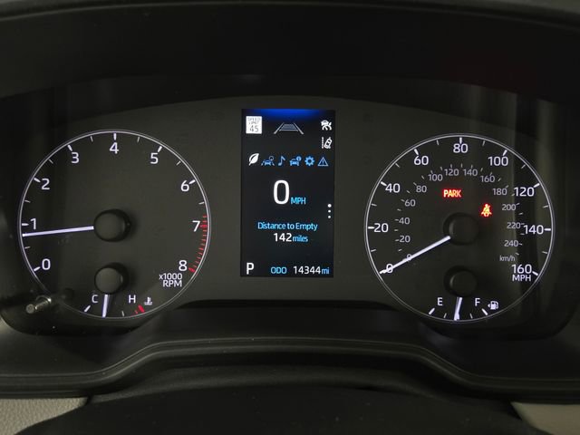 Used 2025 Toyota Corolla Cross L image 17