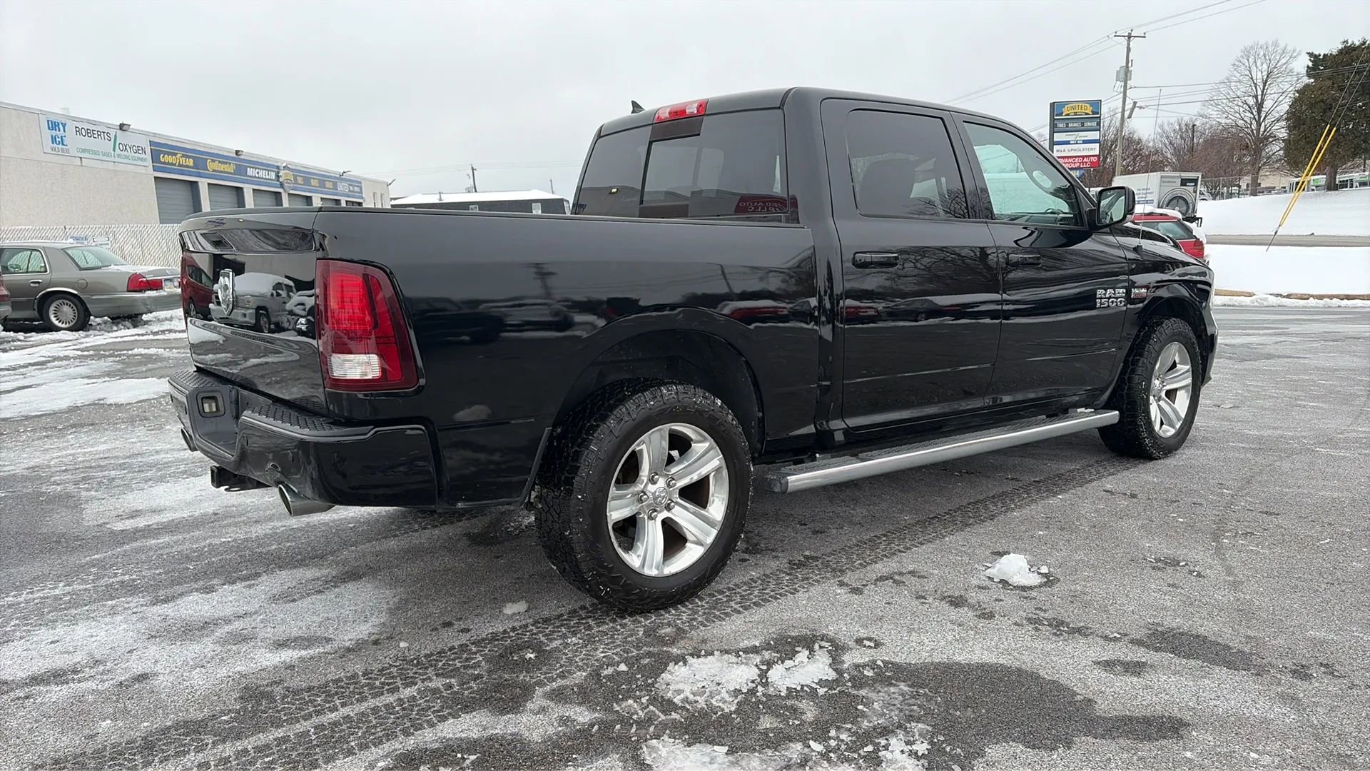 Used 2015 RAM 1500 Sport w/ Convenience Group image 11