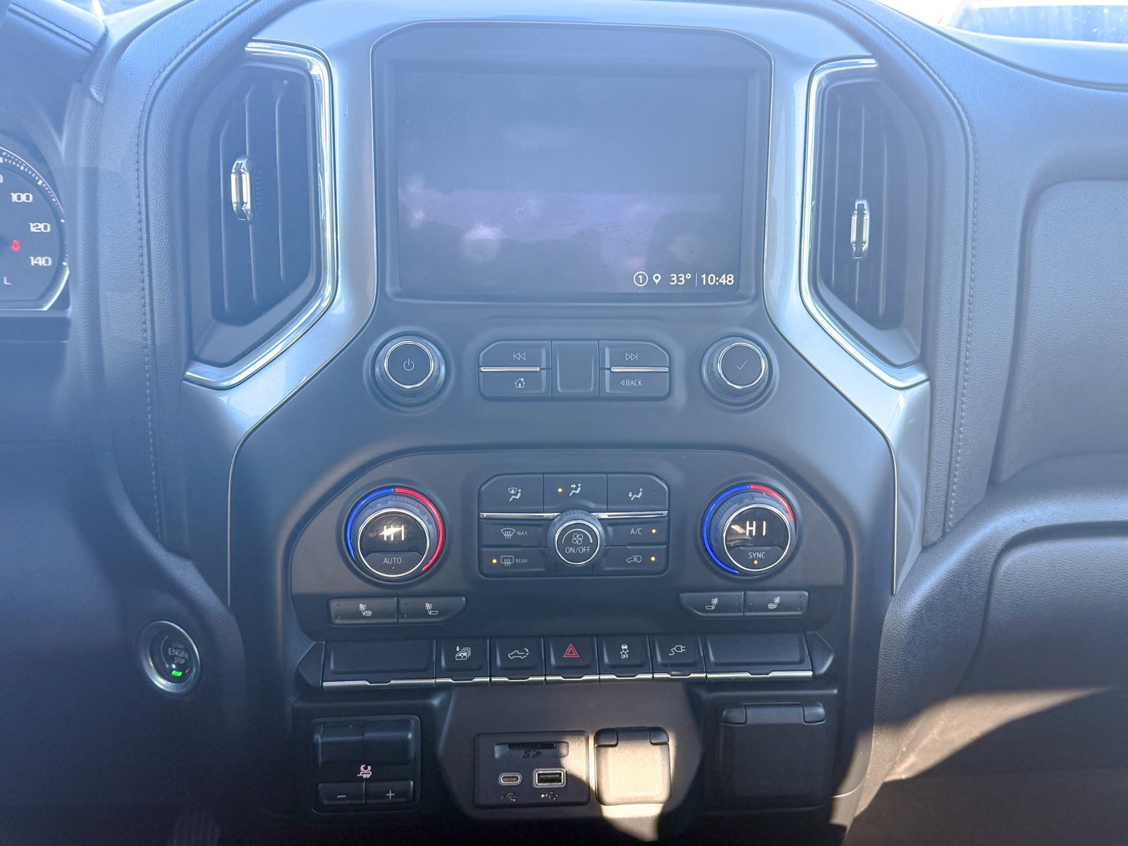 Certified 2022 Chevrolet Silverado 2500 LTZ image 26