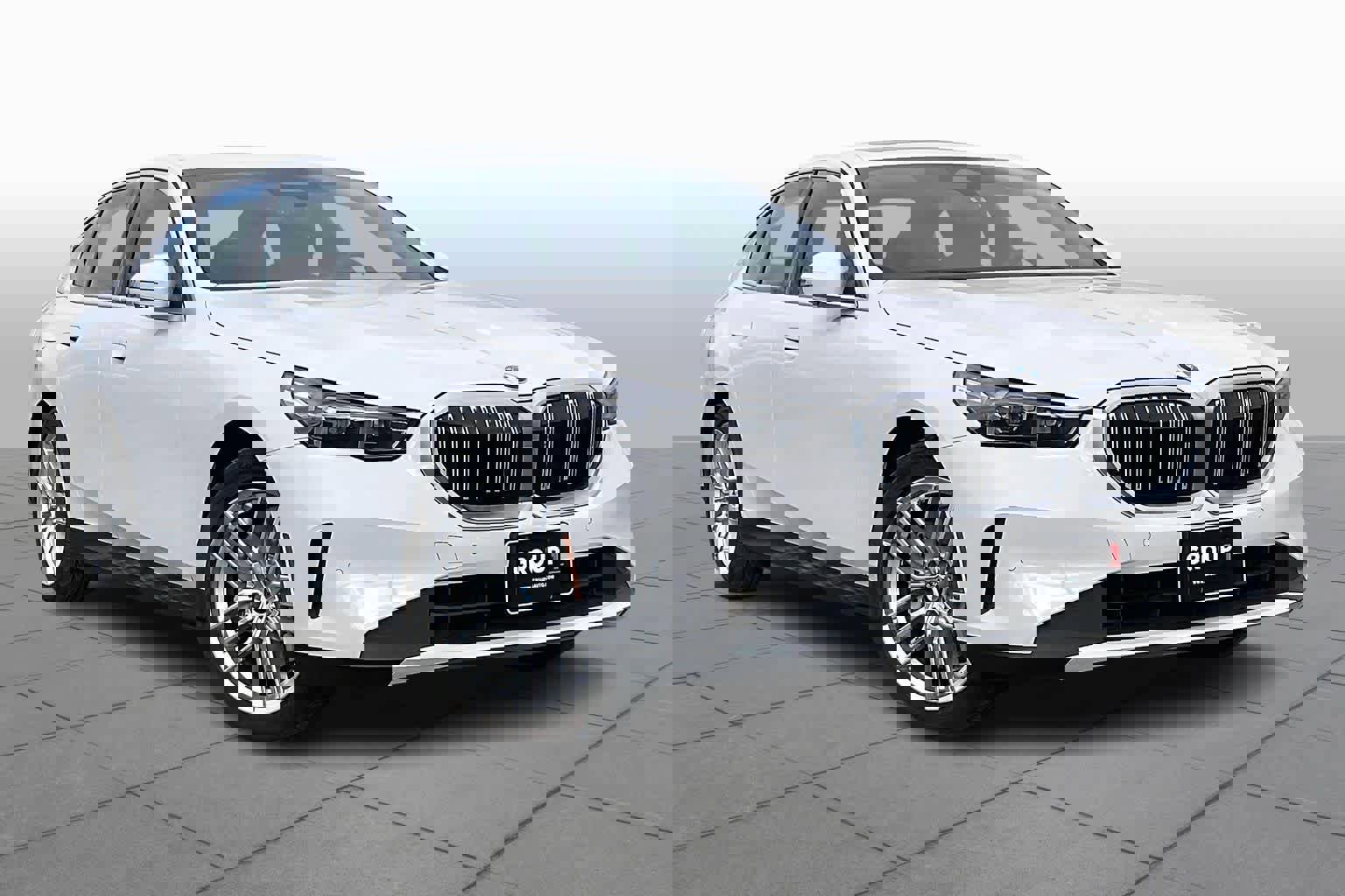 Used 2025 BMW 530i xDrive image 3