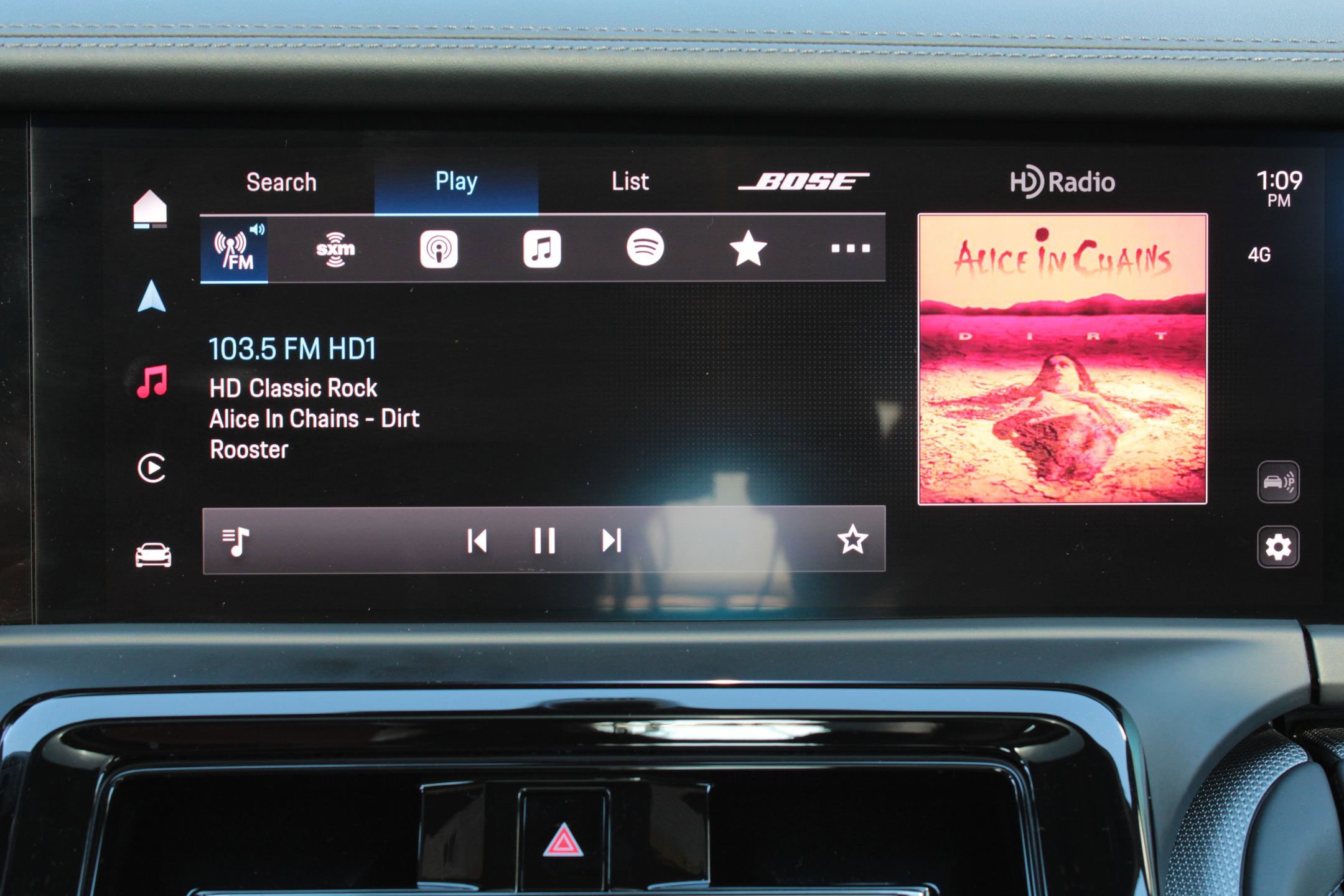 Used 2025 Porsche Panamera 4S image 18