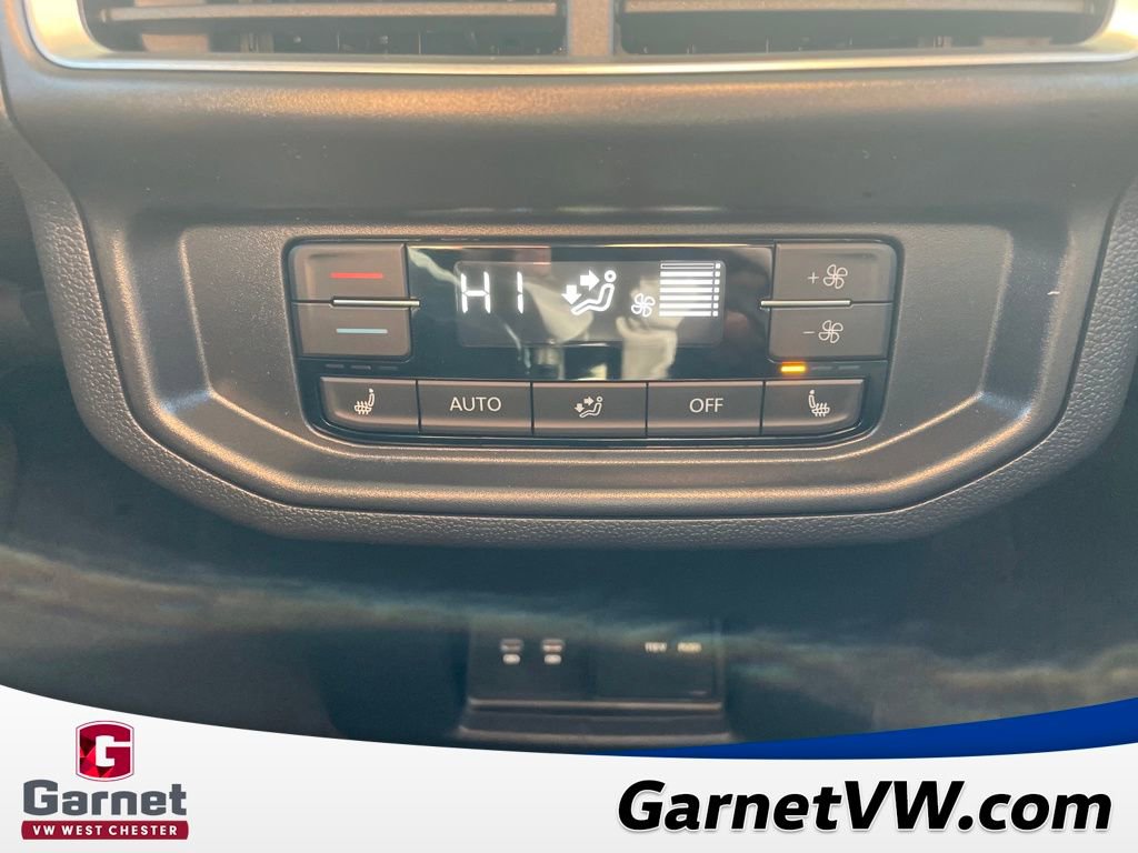 New 2026 Volkswagen Atlas SEL image 32