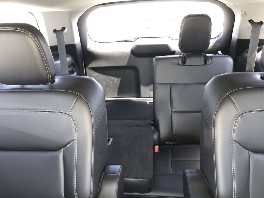 Used 2023 Ford Explorer XLT w/ Equipment Group 202A image 22