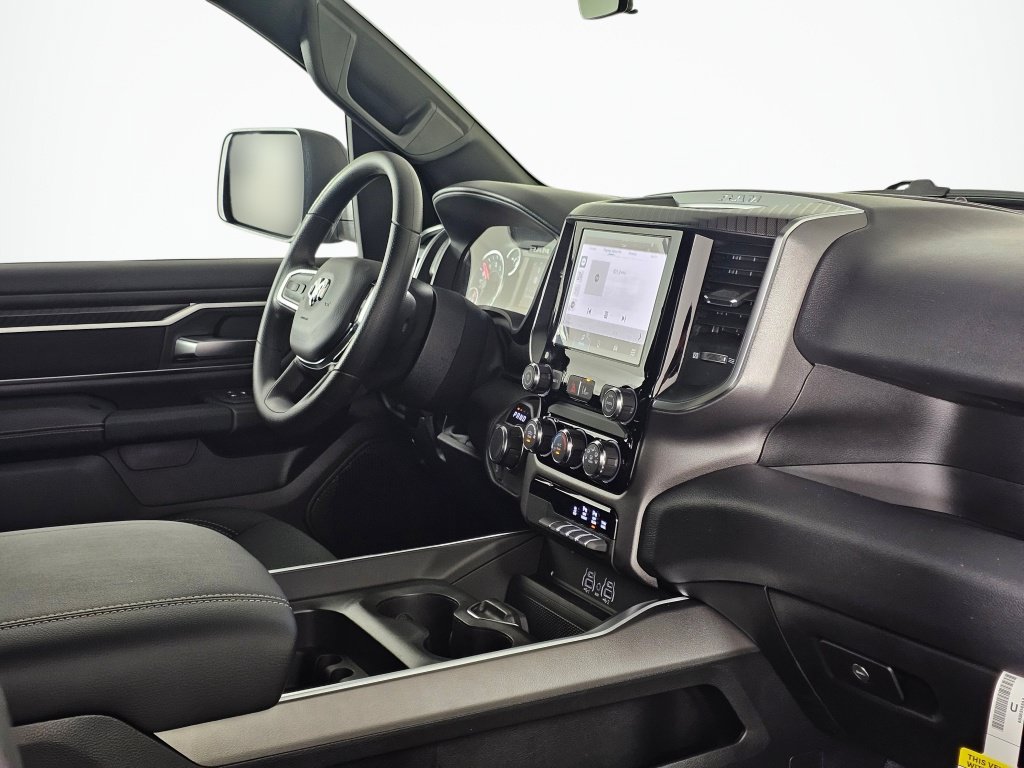 New 2026 RAM 1500 Big Horn w/ Sport Appearance Package AWD/4WD image 40