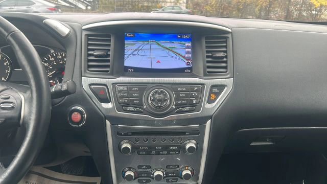 Used 2018 Nissan Pathfinder SL w/ SL Premium Package image 21