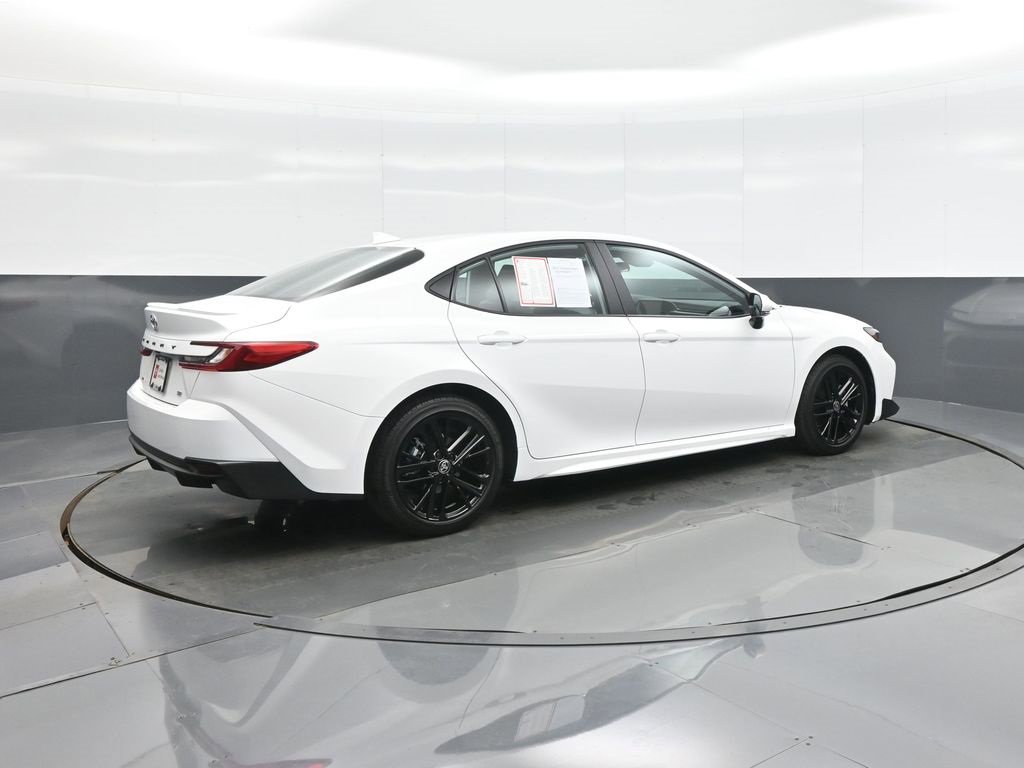 Certified 2025 Toyota Camry SE image 7