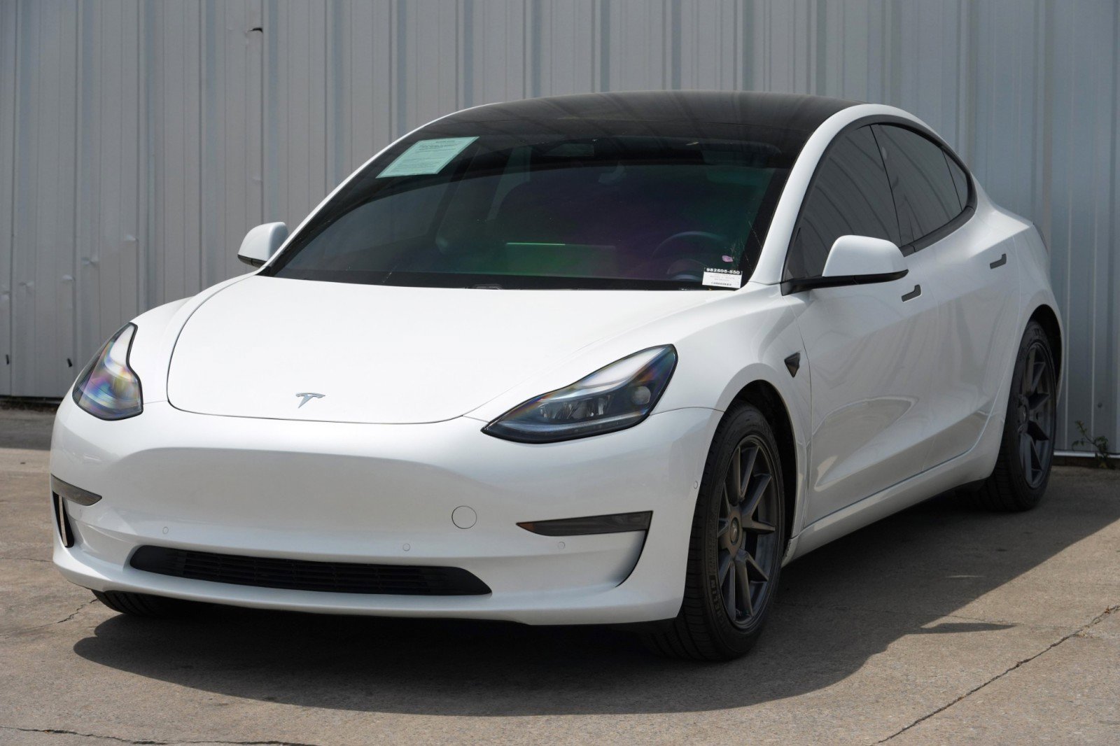 Used 2021 Tesla Model 3 Standard Range Plus image 46