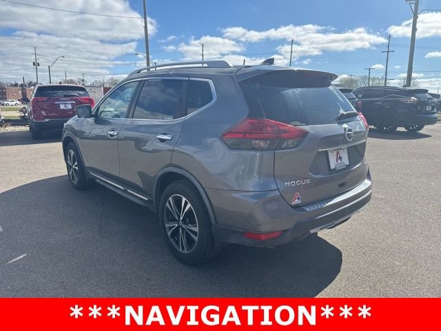 Used 2018 Nissan Rogue SL w/ Premium Package image 5