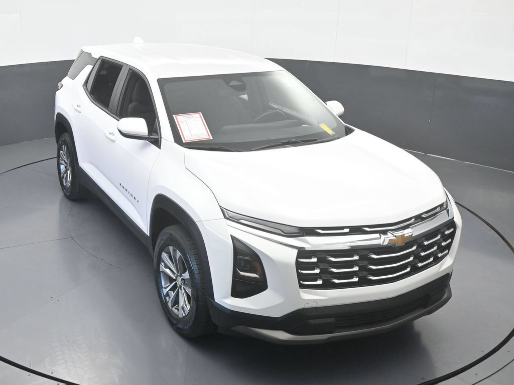 Used 2025 Chevrolet Equinox LT FWD image 96