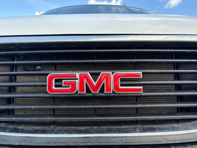 Used 2024 GMC Savana 2500 w/ Driver Convenience Package image 17