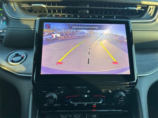 Used 2024 Jeep Grand Cherokee Limited 4xe image 26