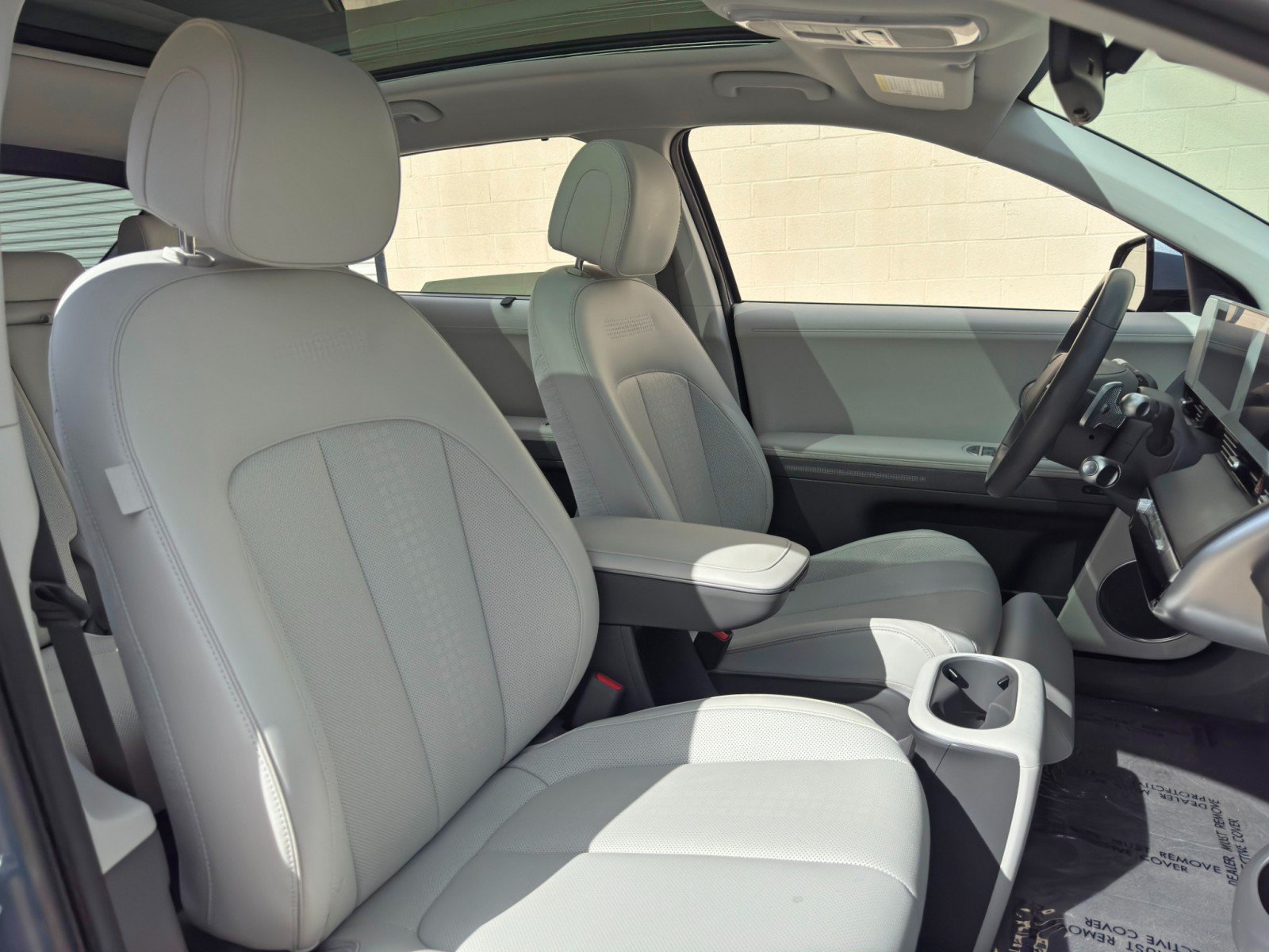 Used 2022 Hyundai Ioniq 5 Limited w/ Cargo Package RWD image 35