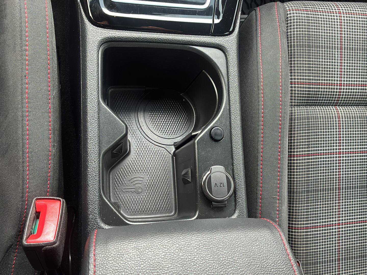 Used 2024 Volkswagen GTI S FWD image 26