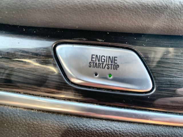 Used 2018 Buick Enclave Essence FWD image 16