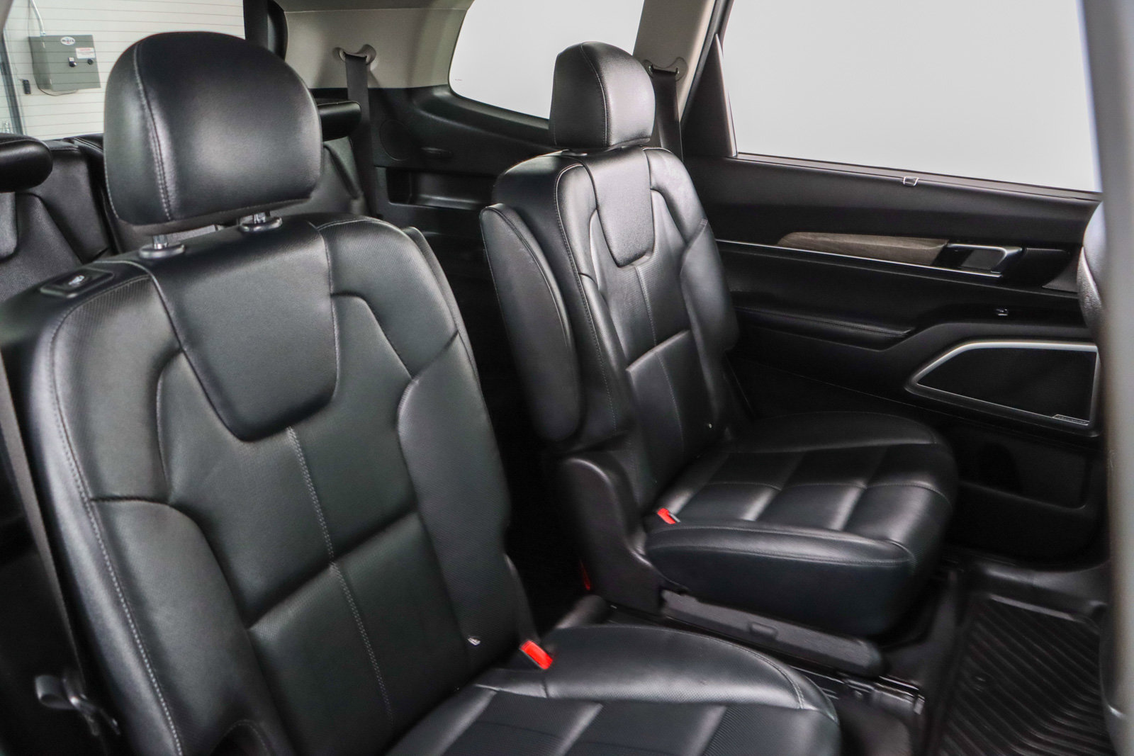 Used 2022 Kia Telluride EX w/ EX Premium Package image 30