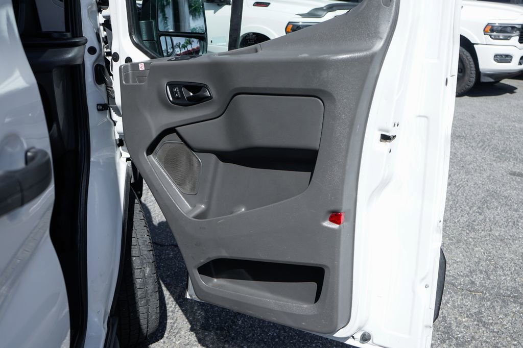 Used 2020 Ford Transit 350 Medium Roof RWD image 27