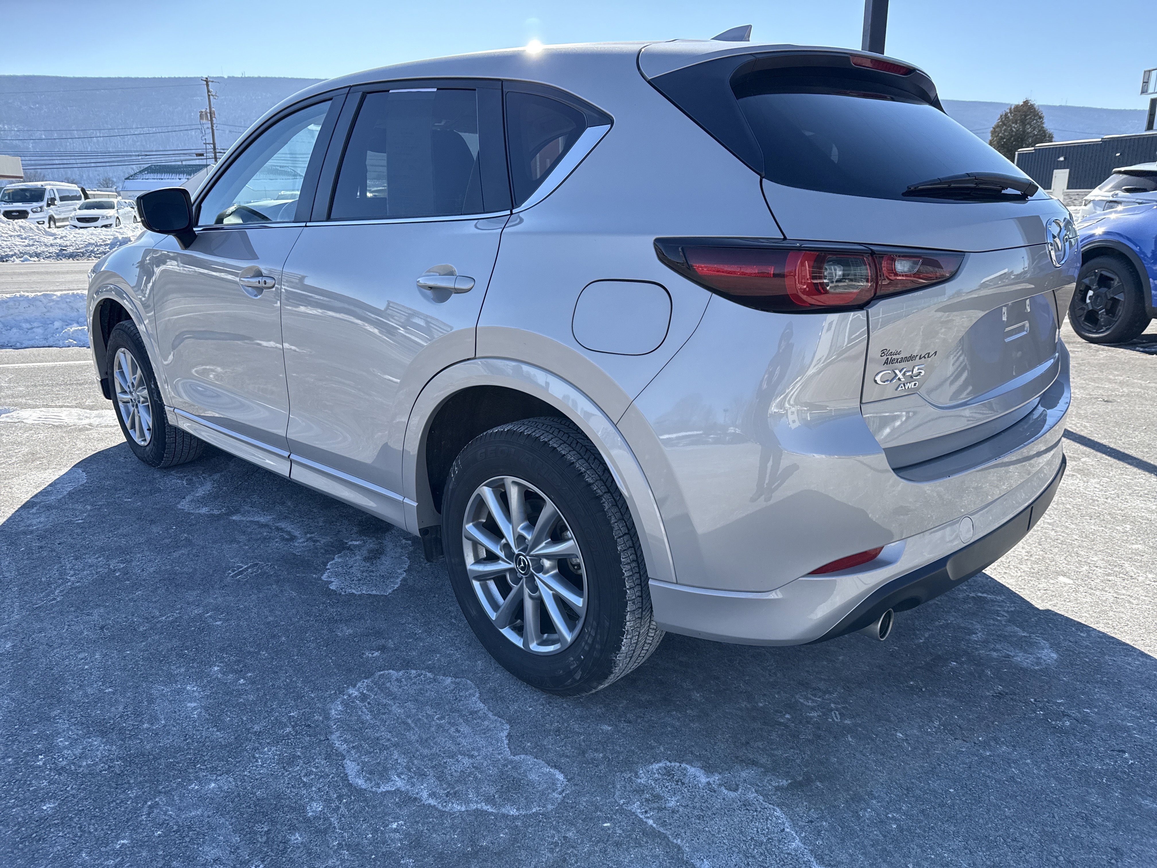 Used 2025 MAZDA CX-5 AWD 2.5 S w/ Select Package image 6