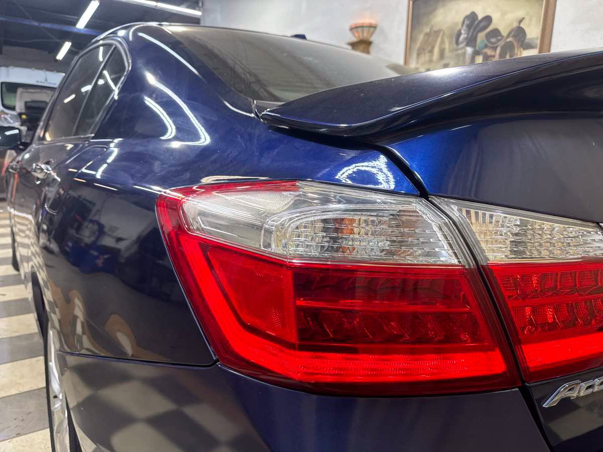 Used 2015 Honda Accord EX-L image 9