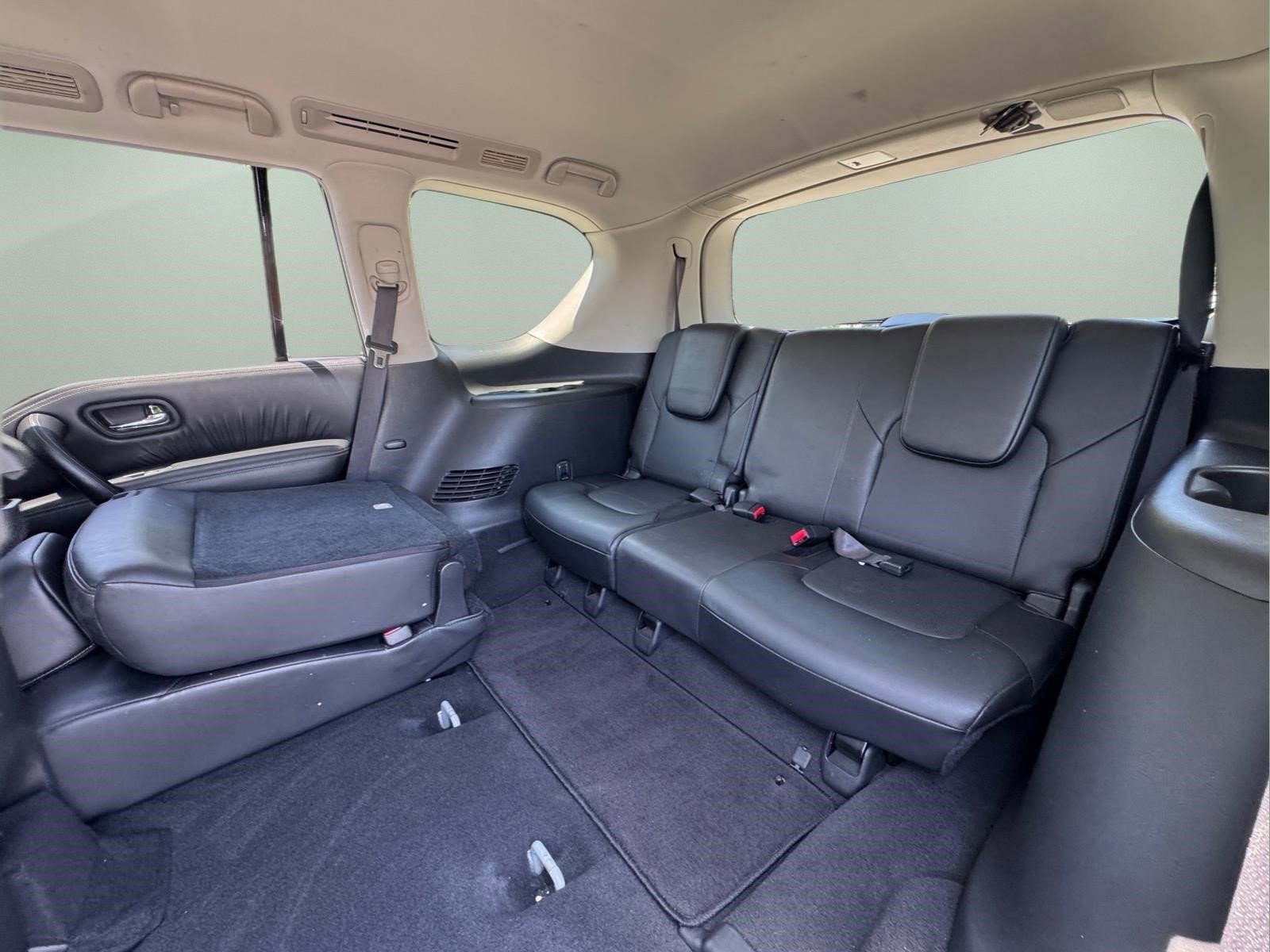 Used 2017 Nissan Armada Platinum RWD image 13