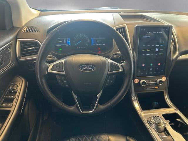 Certified 2024 Ford Edge Titanium AWD/4WD image 3