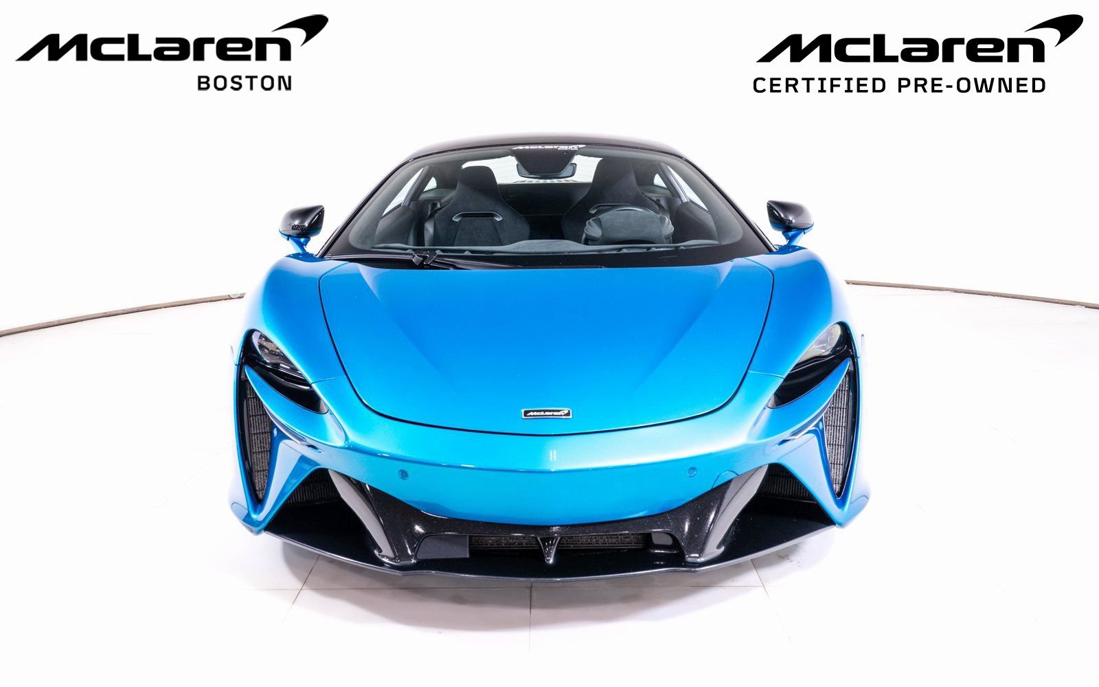 Used 2024 McLaren Artura image 8