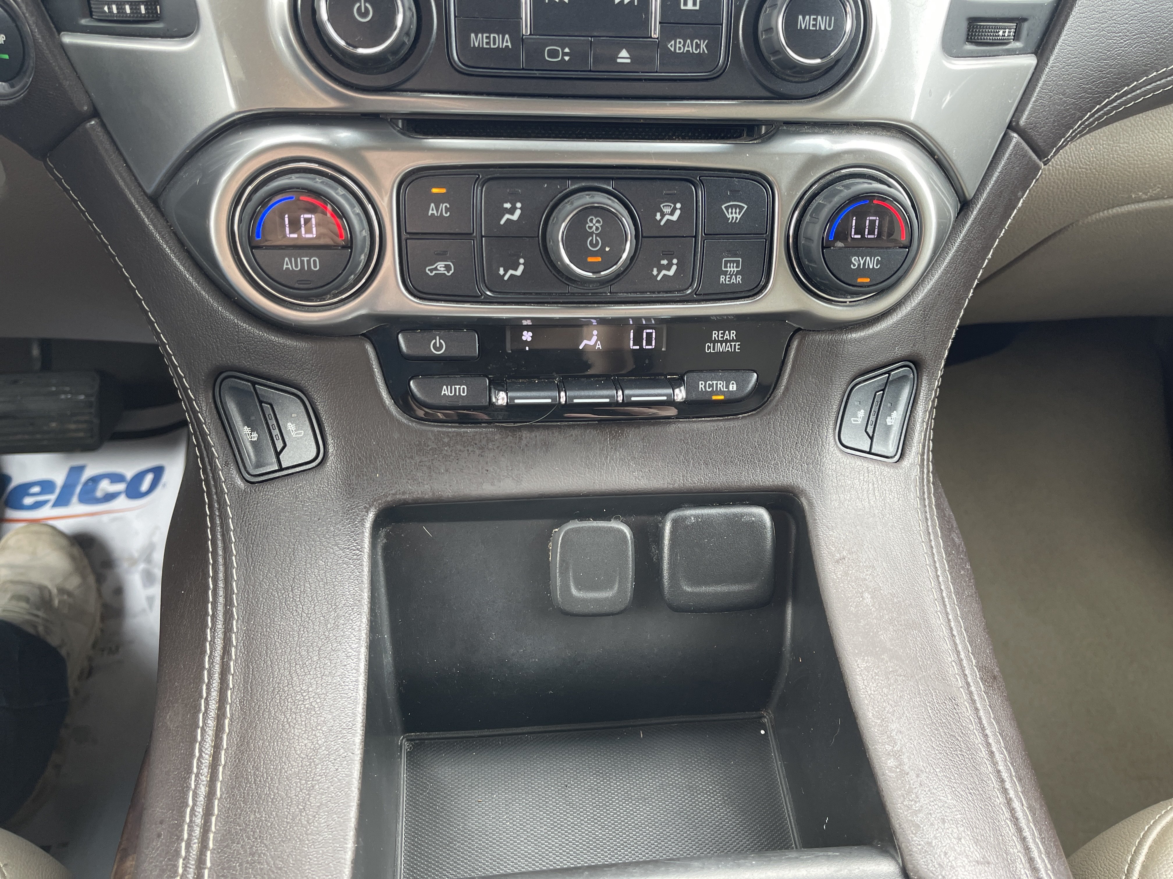 Used 2019 Chevrolet Suburban LT w/ LT Signature Package RWD image 29