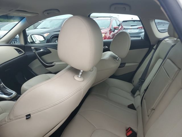 Used 2014 Buick Verano FWD image 7