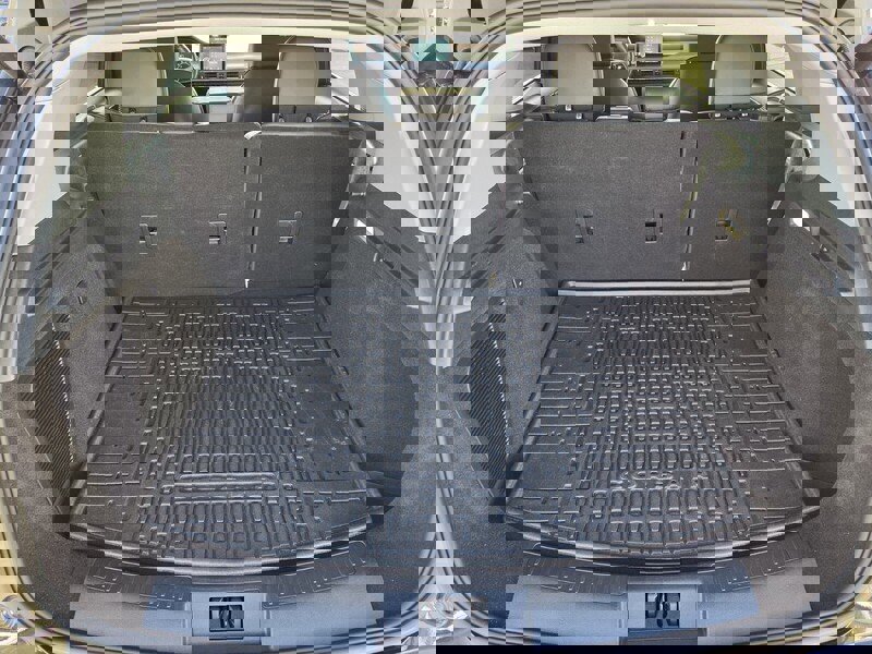 Used 2021 Lincoln Corsair AWD w/ Equipment Group 101A image 13