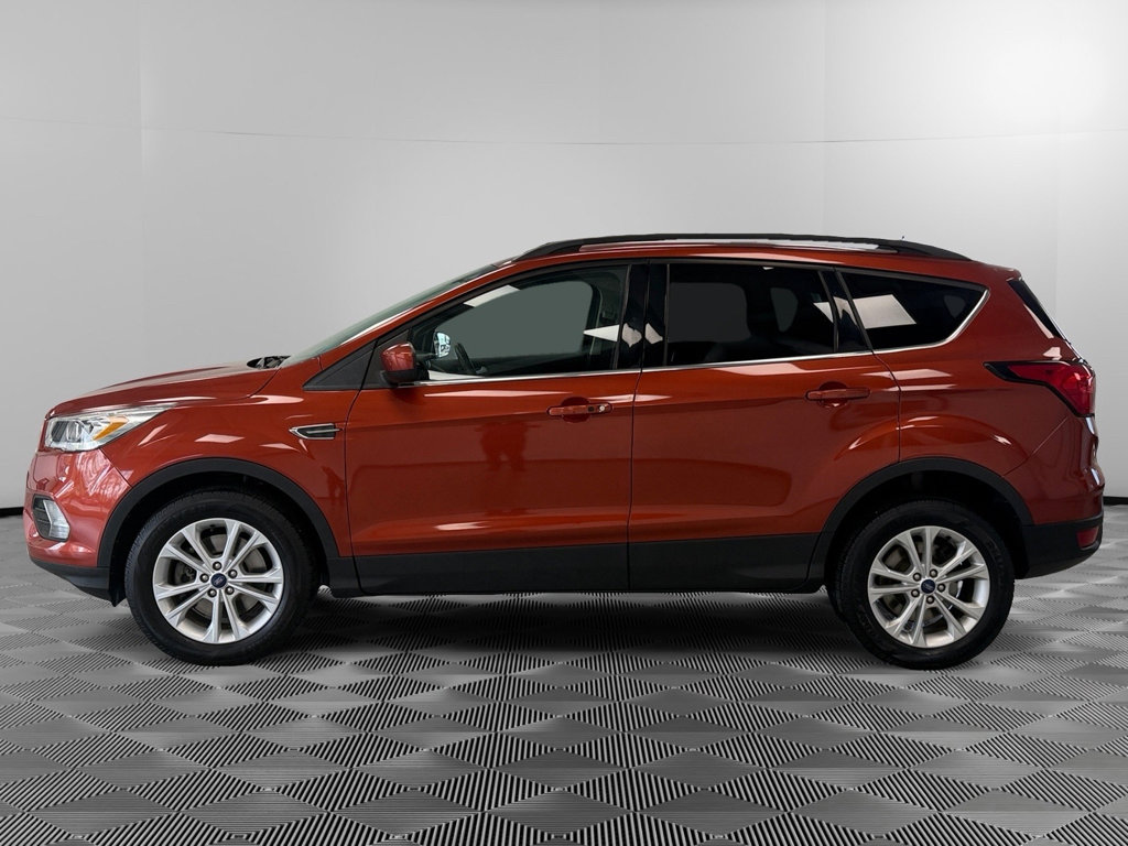 Used 2019 Ford Escape SEL image 5