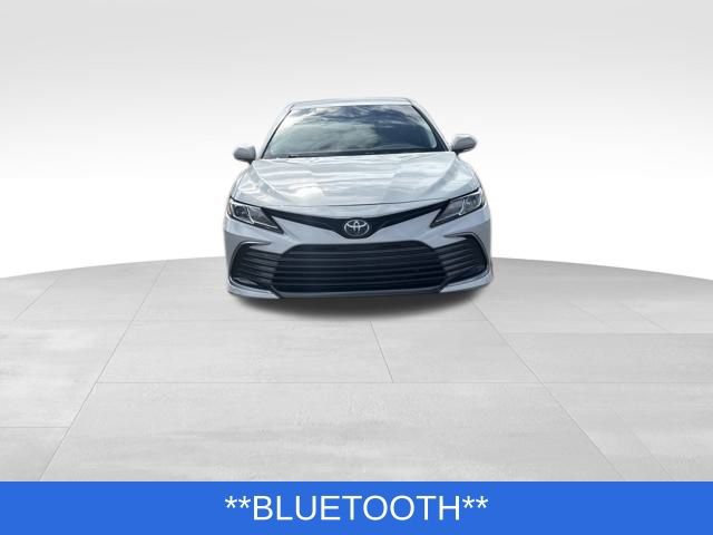 Used 2024 Toyota Camry LE w/ Convenience Package image 9