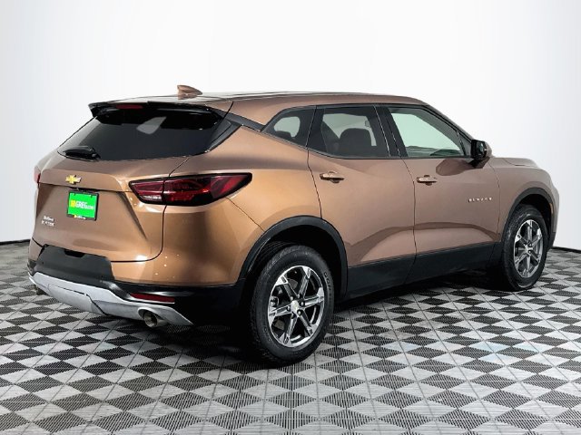 Used 2023 Chevrolet Blazer LT w/ Driver Confidence Package FWD image 8