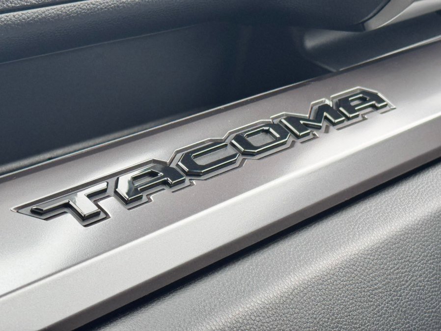 Used 2025 Toyota Tacoma SR5 image 25