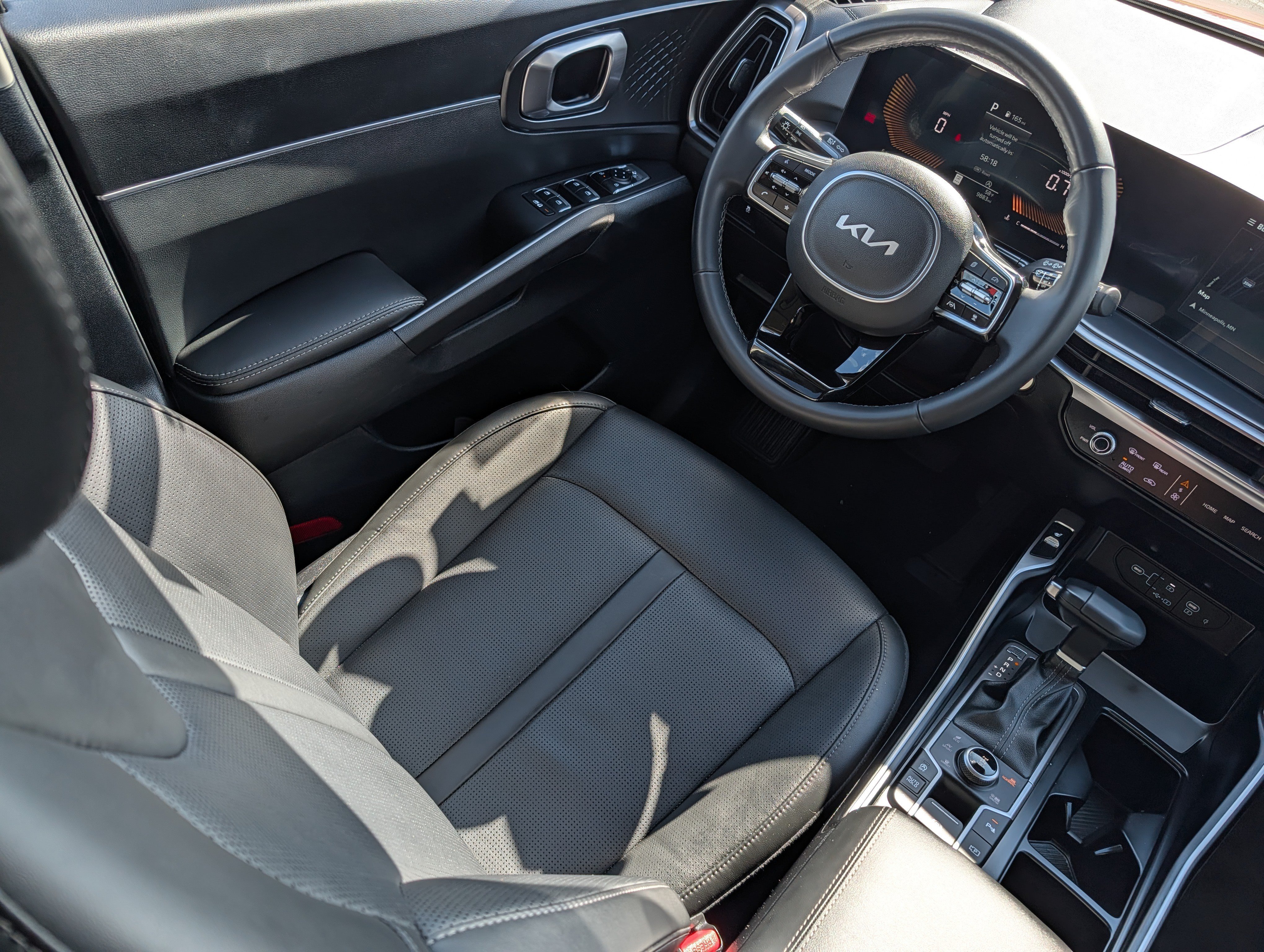 Certified 2025 Kia Sorento S AWD/4WD image 9