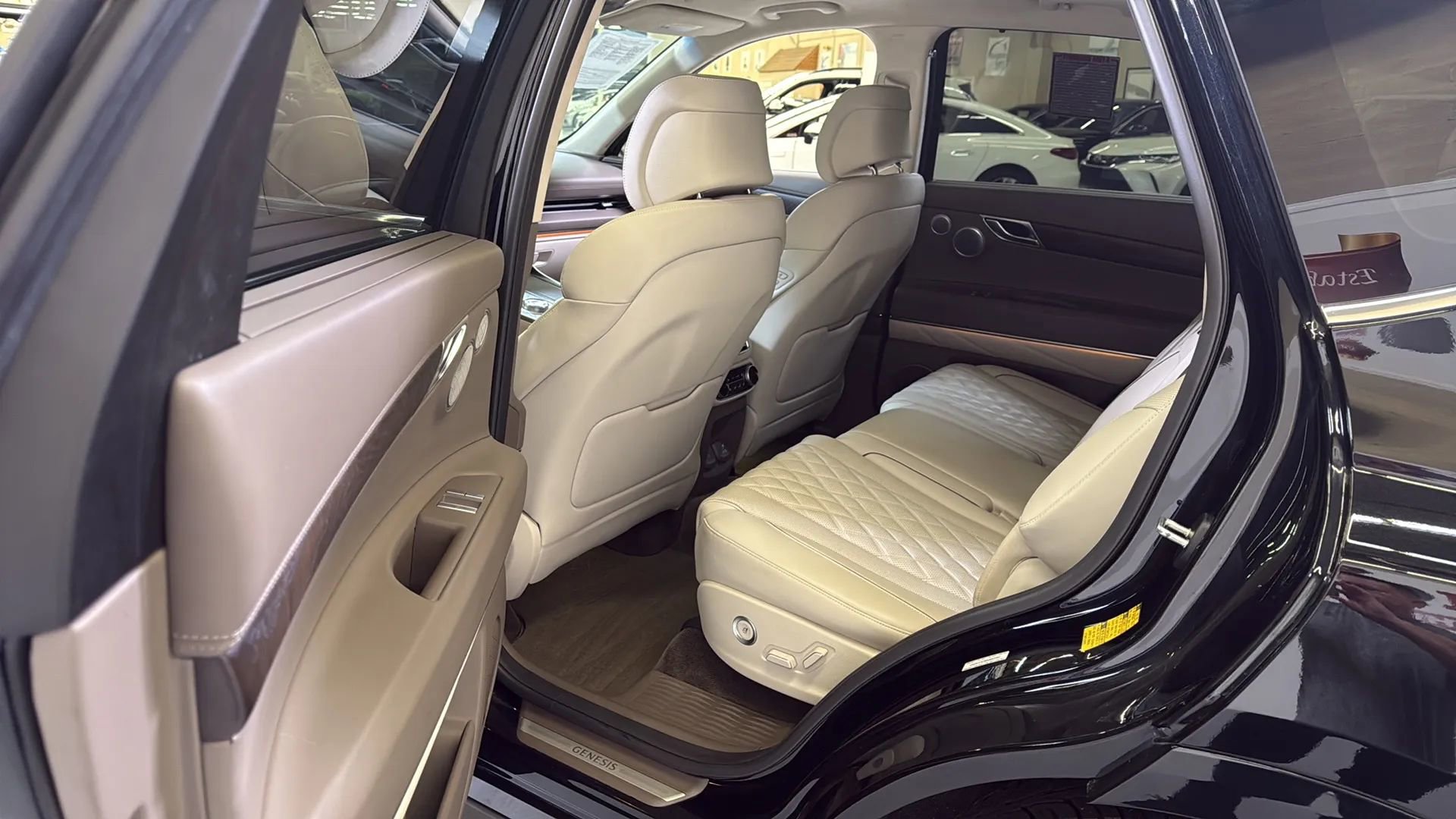 Used 2022 Genesis GV80 3.5T w/ Prestige Package 07 image 25