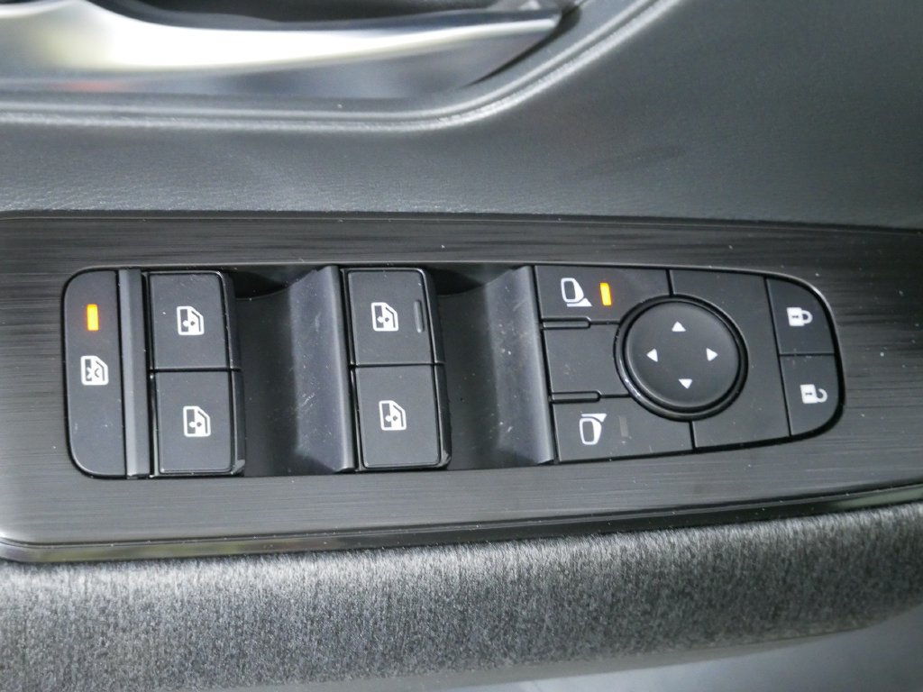 New 2027 Nissan Kicks SV AWD/4WD image 19
