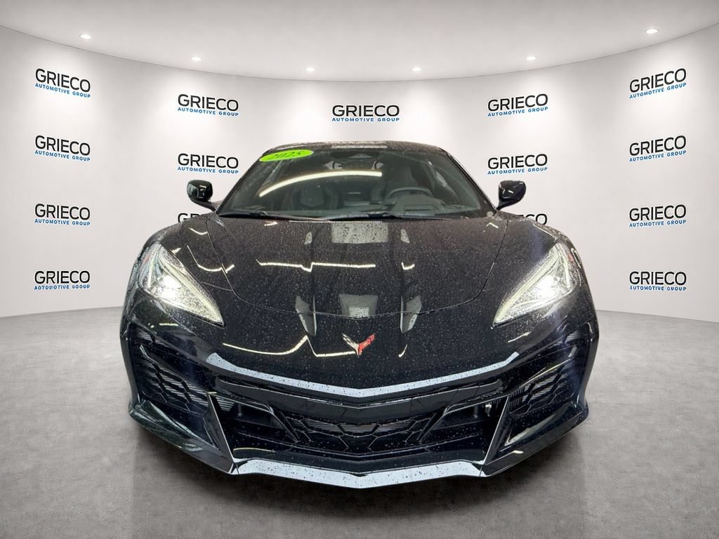 Used 2025 Chevrolet Corvette E-Ray AWD/4WD image 2