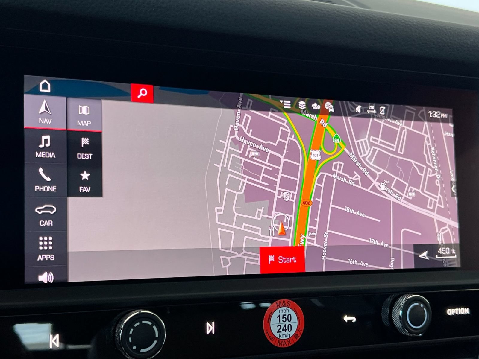 Certified 2025 Porsche Macan S AWD/4WD image 23