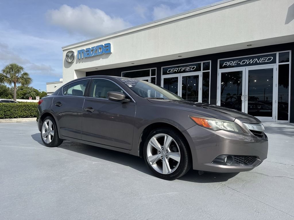 Used 2015 Acura ILX w/ Technology Package FWD image 22